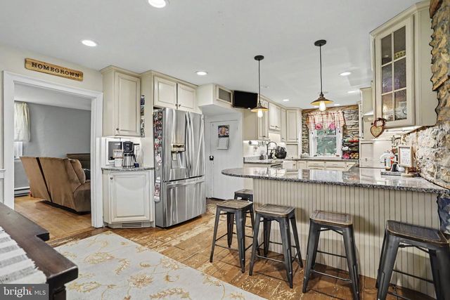 4091 WREN RD, Thomasville, PA 17364