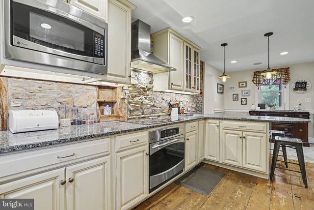 4091 WREN RD, Thomasville, PA 17364