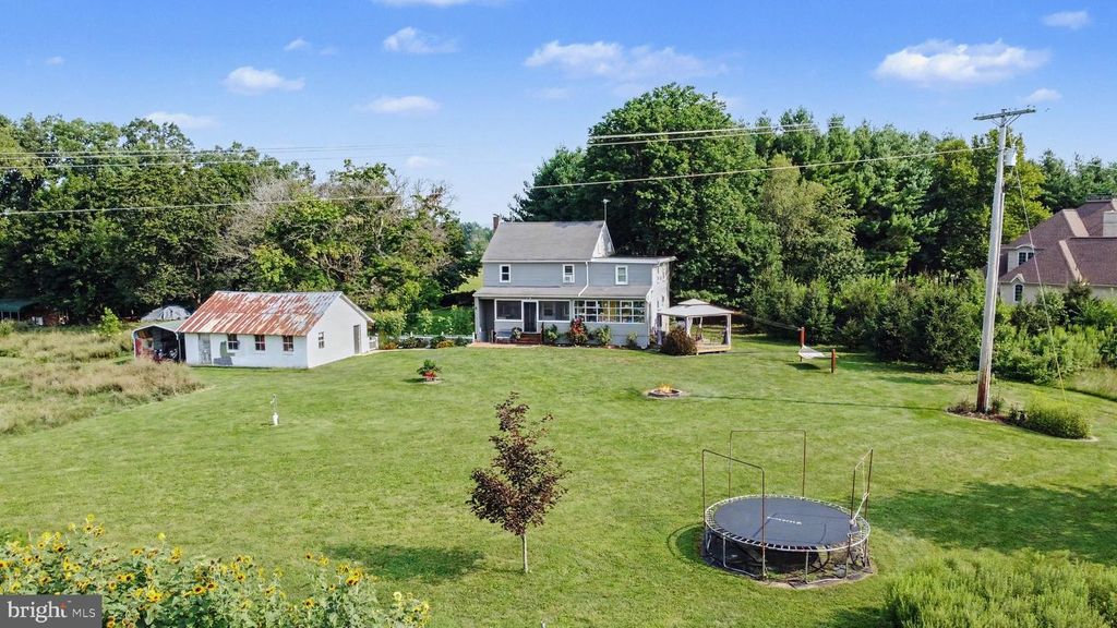 4091 WREN RD, Thomasville, PA 17364