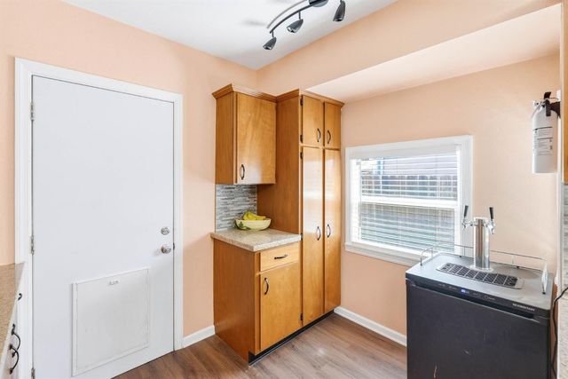 1815 Kenwood St, Sacramento, CA 95815