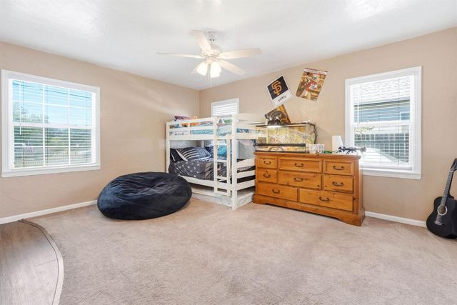 1815 Kenwood St, Sacramento, CA 95815