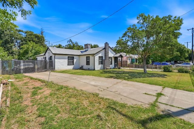 1815 Kenwood St, Sacramento, CA 95815