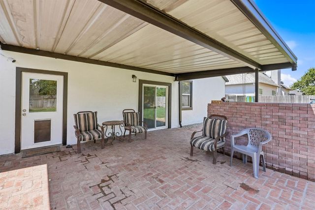 1815 Kenwood St, Sacramento, CA 95815