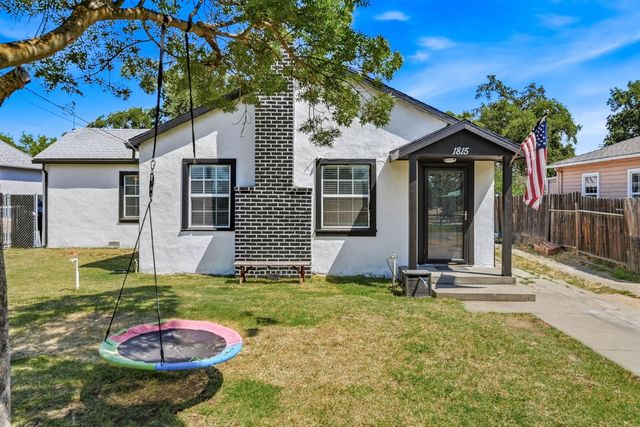 1815 Kenwood St, Sacramento, CA 95815