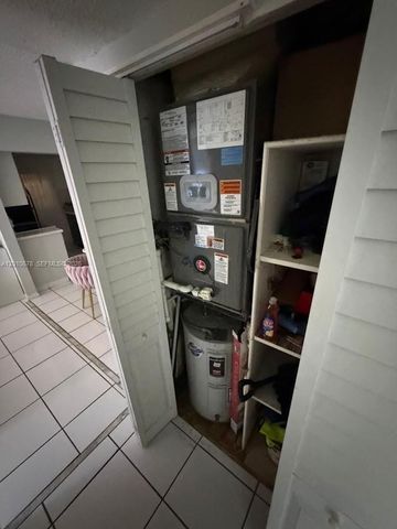 2420 Diana Dr 302, Hallandale Beach, FL 33009