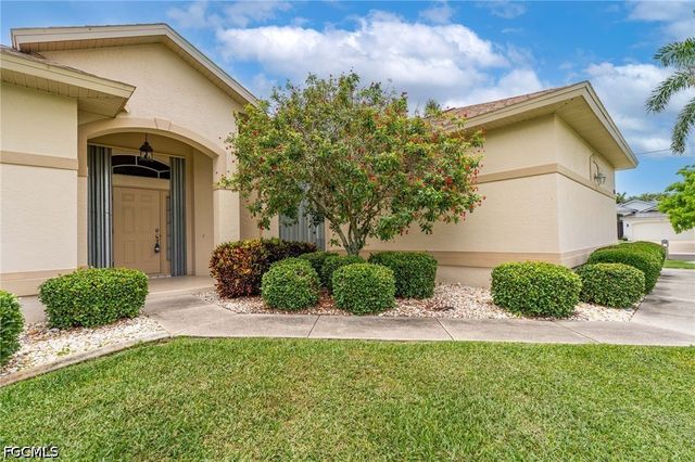 5118 SW 19th PL, Cape Coral, FL 33914