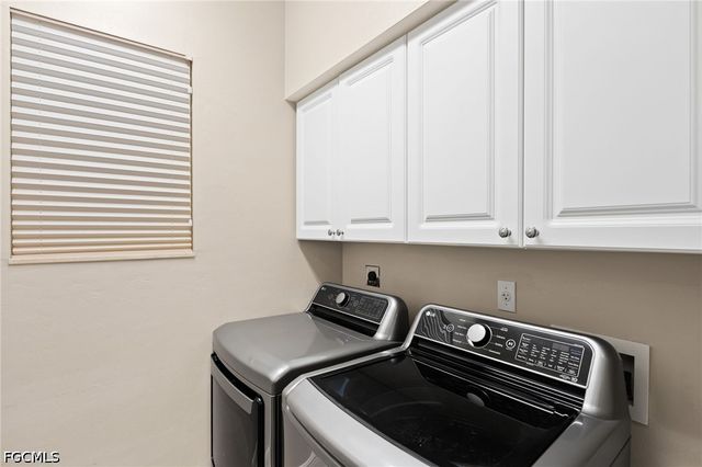 5118 SW 19th PL, Cape Coral, FL 33914