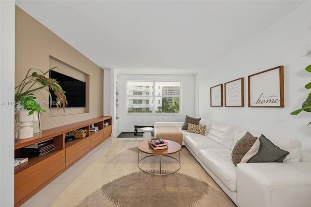 199 Ocean Lane Dr 401, Key Biscayne, FL 33149