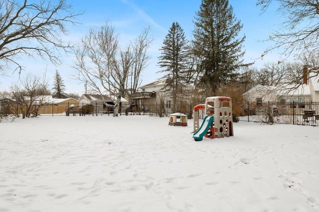 346 Leonard STREET N, West Salem, WI 54669