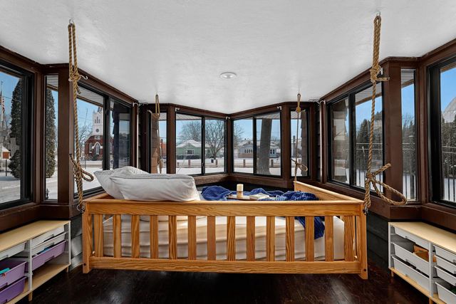 346 Leonard STREET N, West Salem, WI 54669