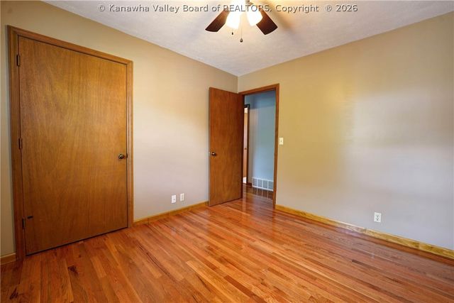 166 Timberlake Circle, Scott Depot, WV 25560