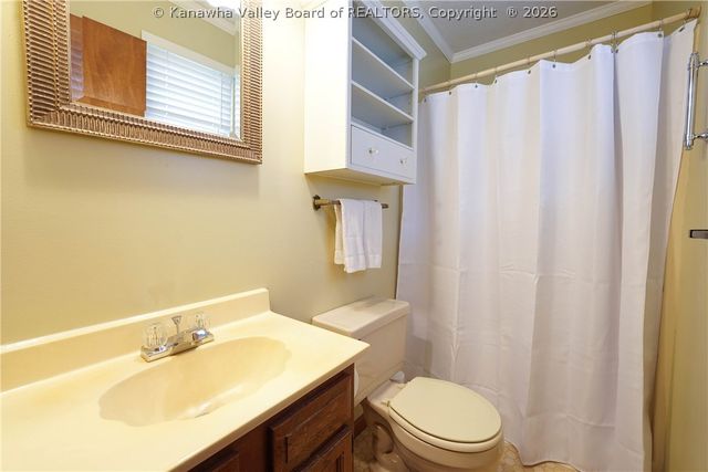 166 Timberlake Circle, Scott Depot, WV 25560