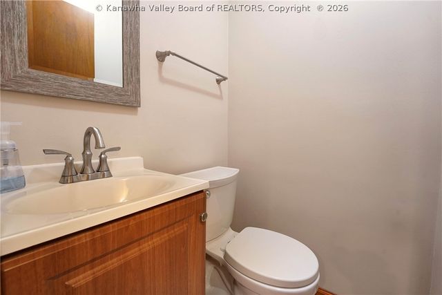 166 Timberlake Circle, Scott Depot, WV 25560