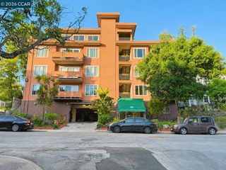 94 Bayo Vista Avenue 305, Oakland, CA 94611