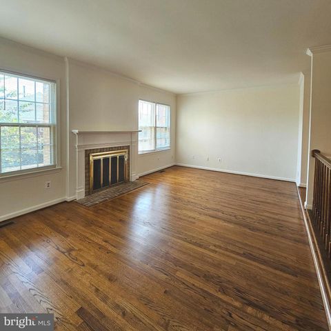 3019 MEETING ST, Falls Church, VA 22044