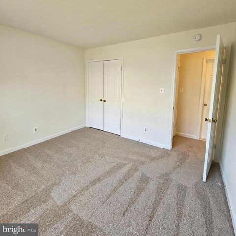 3019 MEETING ST, Falls Church, VA 22044