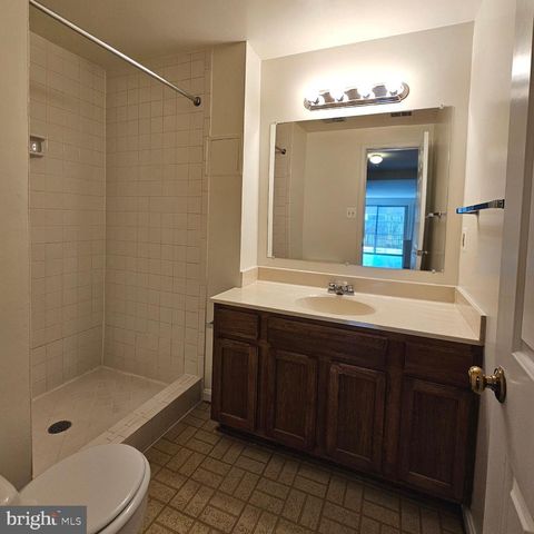 3019 MEETING ST, Falls Church, VA 22044