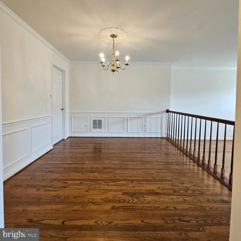 3019 MEETING ST, Falls Church, VA 22044