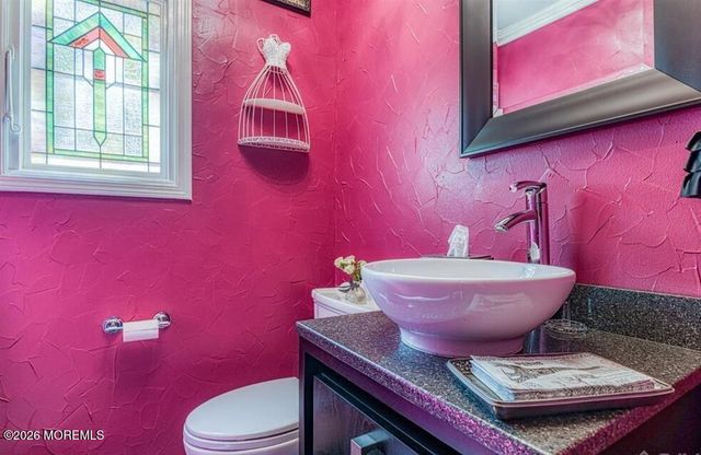 52 Yorktown Road, East Brunswick, NJ 08816