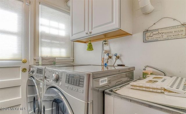 52 Yorktown Road, East Brunswick, NJ 08816