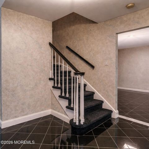 52 Yorktown Road, East Brunswick, NJ 08816