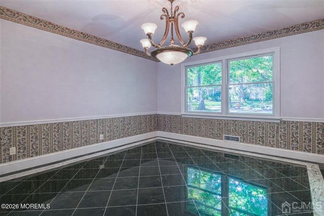 52 Yorktown Road, East Brunswick, NJ 08816