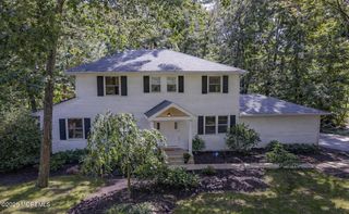 52 Yorktown Road, East Brunswick, NJ 08816