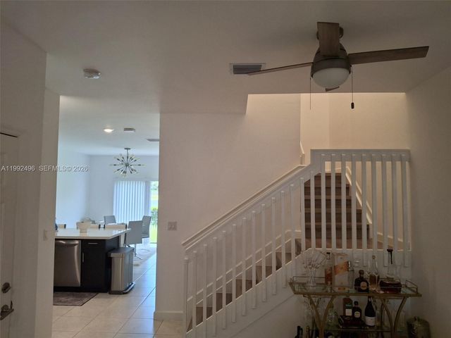 5990 Mustang Mnr, Davie, FL 33314