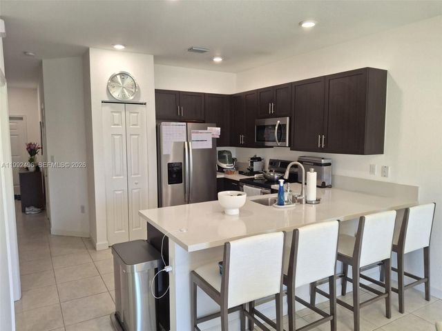 5990 Mustang Mnr, Davie, FL 33314