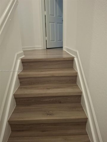 5990 Mustang Mnr, Davie, FL 33314