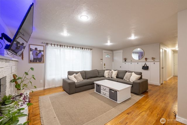 2026 28th Avenue, Longview, WA 98632