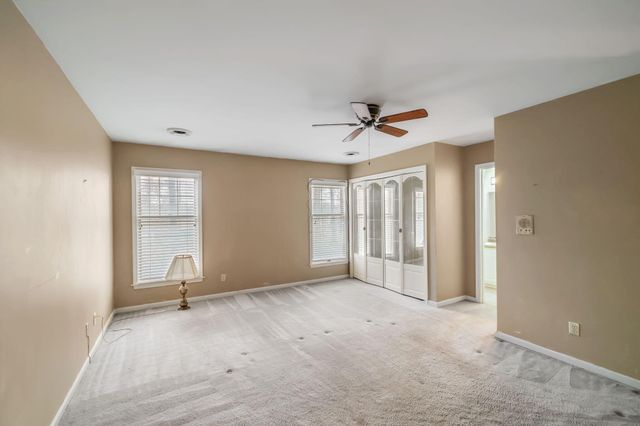 4203 Oakgrove Drive, Valparaiso, IN 46383