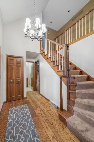 4203 Oakgrove Drive, Valparaiso, IN 46383