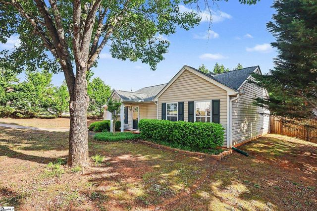 403 Crescentwood Court, Taylors, SC 29687