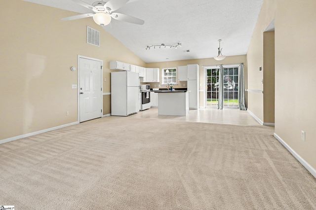 403 Crescentwood Court, Taylors, SC 29687