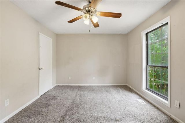 1648 Olde Oak Drive, Lithia Springs, GA 30122