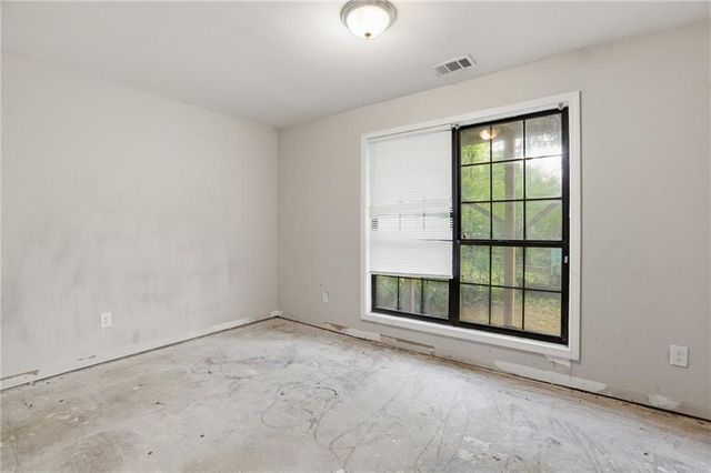 1648 Olde Oak Drive, Lithia Springs, GA 30122
