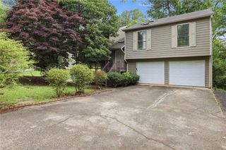 1648 Olde Oak Drive, Lithia Springs, GA 30122