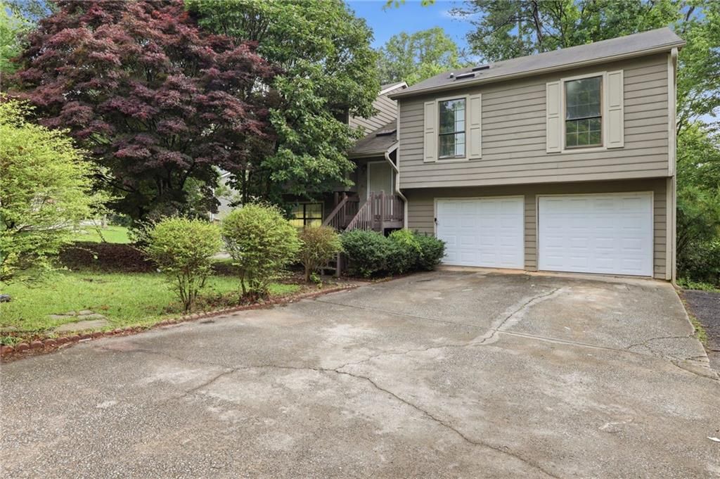 1648 Olde Oak Drive, Lithia Springs, GA 30122