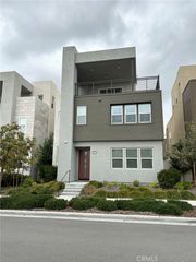 109 Chorus, Irvine, CA 92618