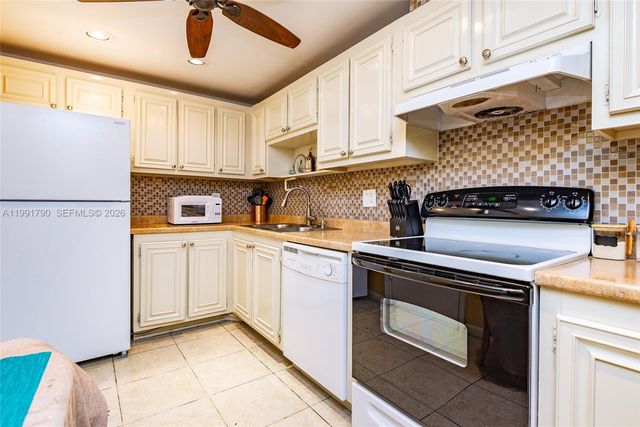 1428 SE 4th Avenue 240, Deerfield Beach, FL 33441