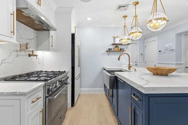 150-156 Athens St 2, Boston, MA 02127