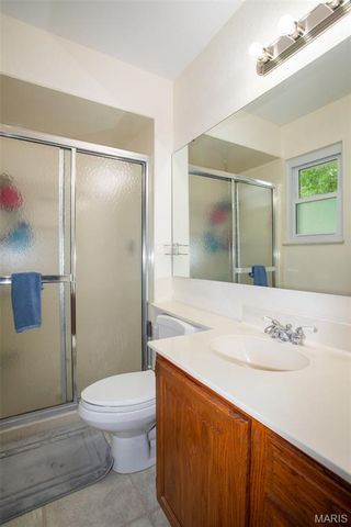 16 Gum Tree Place, St Charles, MO 63301