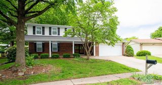 16 Gum Tree Place, St Charles, MO 63301