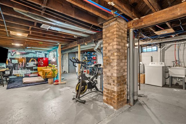 1666 Pearson Street, Ferndale, MI 48220
