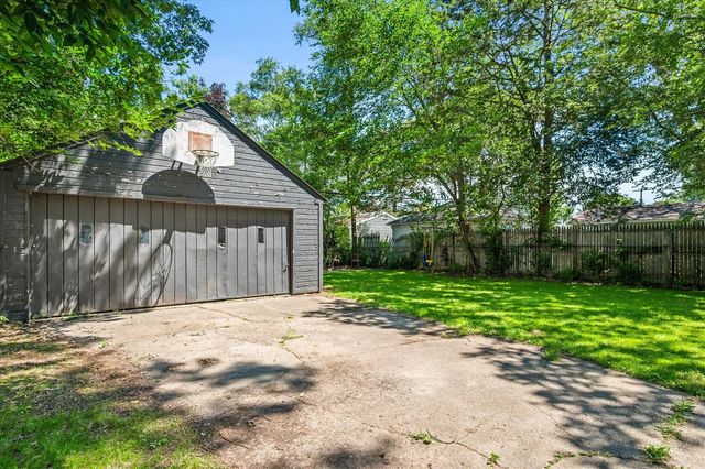 1666 Pearson Street, Ferndale, MI 48220