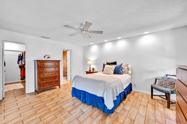 20924 N Springs Terrace, Boca Raton, FL 33428