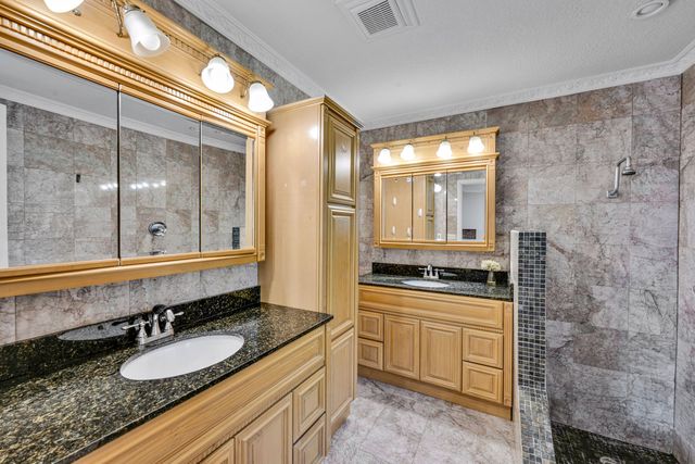 20924 N Springs Terrace, Boca Raton, FL 33428