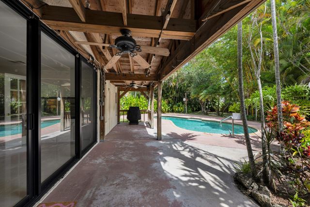 20924 N Springs Terrace, Boca Raton, FL 33428