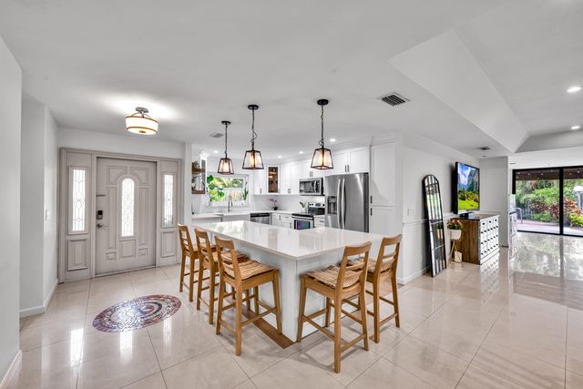 20924 N Springs Terrace, Boca Raton, FL 33428